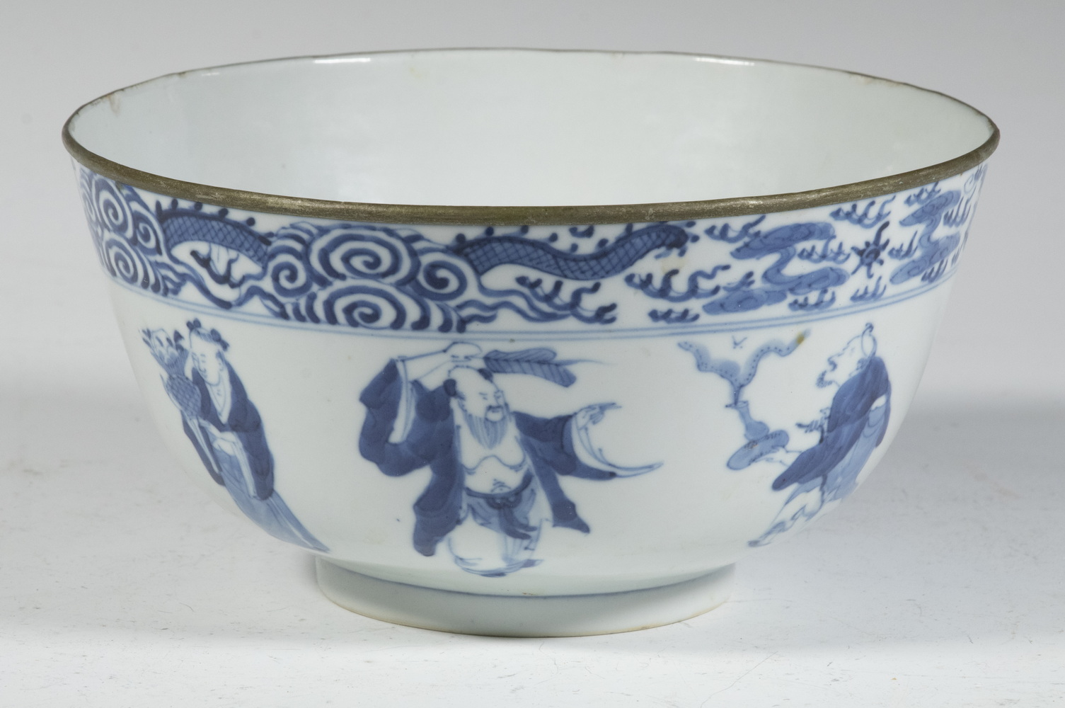 CHINESE PORCELAIN IMMORTALS BOWL  302f60