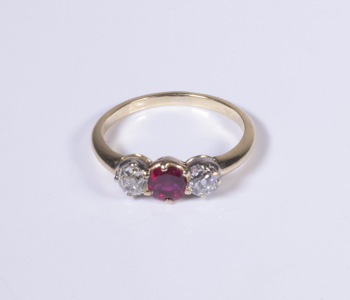 RUBY AND DIAMOND RING Ladies 18K 302fd9