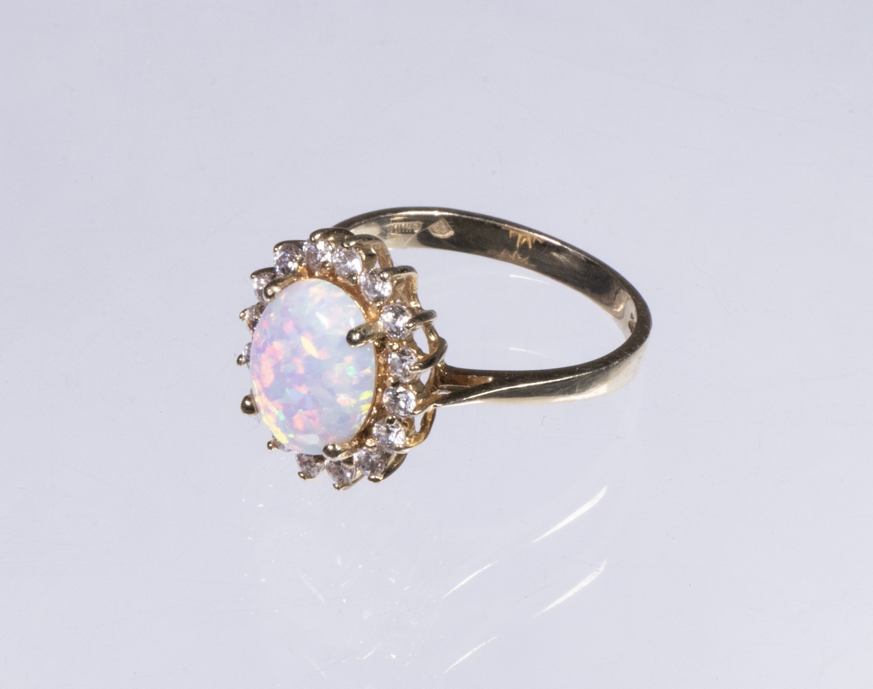 LADY'S OPAL AND DIAMOND RING 14K
