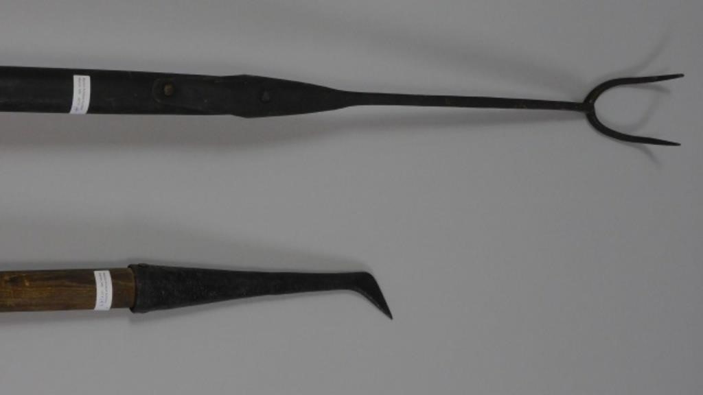  2 WHALING TOOLS 19TH C TO 3031f9