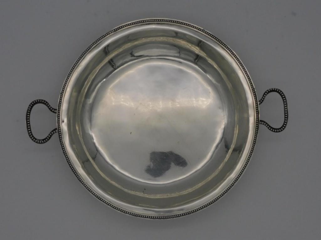 GEORGIAN SILVER HANDLED BOWL CA  30323b