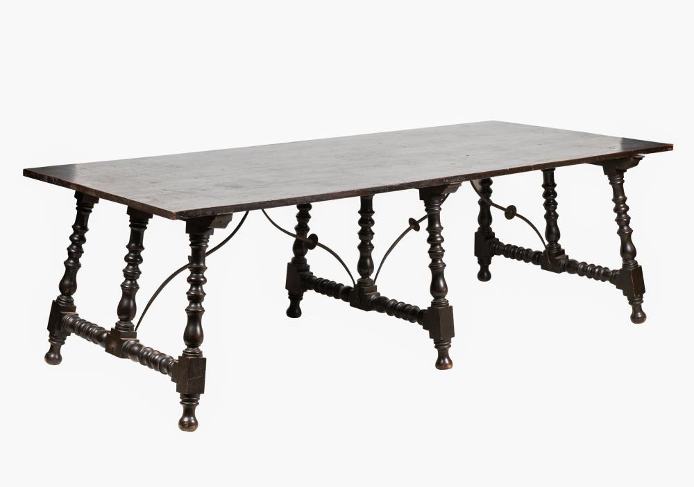 SPANISH BAROQUE STYLE DINING TABLE20th 303274