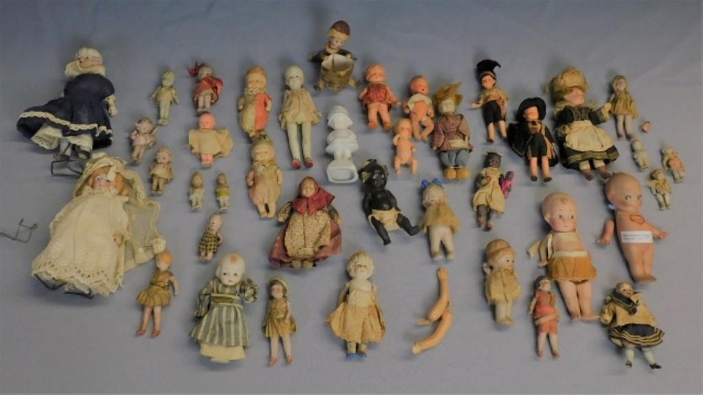 (40) MINIATURE AND DOLLHOUSE SIZED PORCELAIN