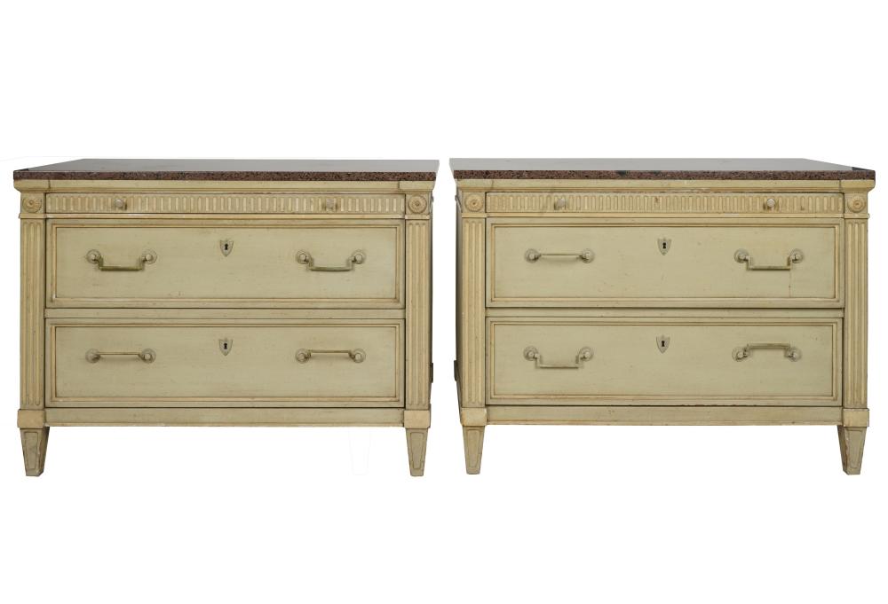 PAIR OF BAKER PAINTED END TABLES 3034b9