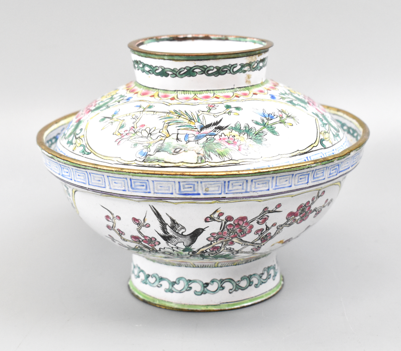 CHINESE CANTON ENAMELED COVERED