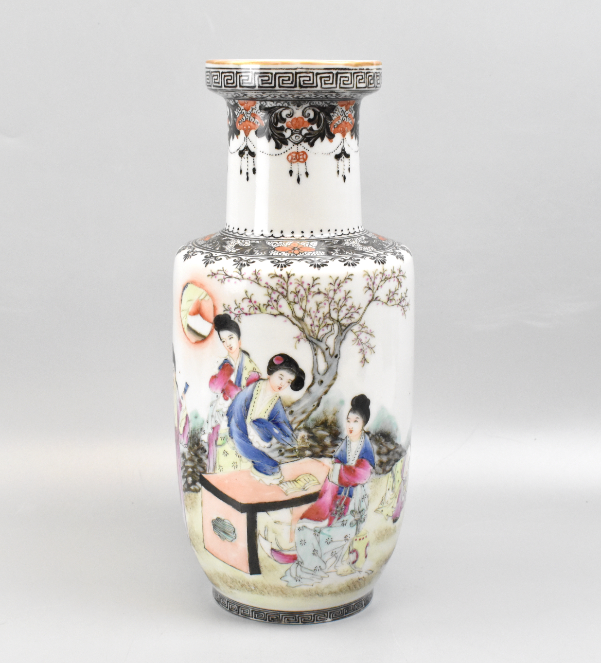 CHINESE FAMILLE ROSE ROULEAU VASE