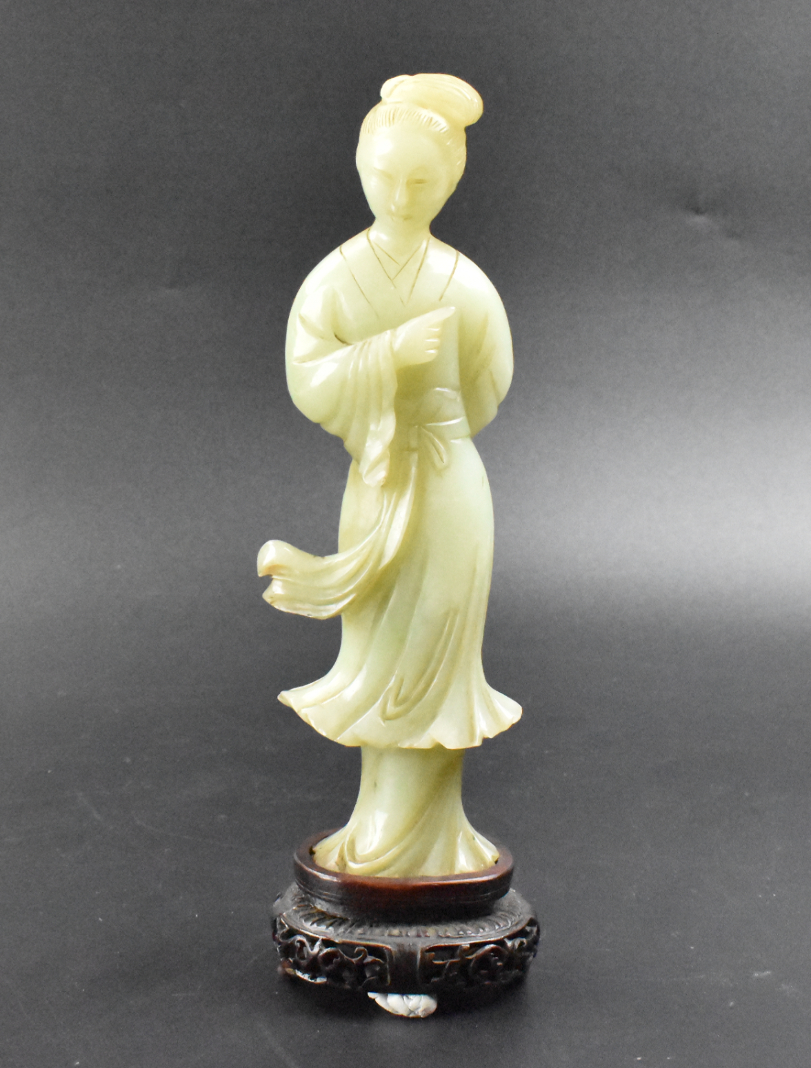 CHINESE JADE CARVED LADY FIGURE,