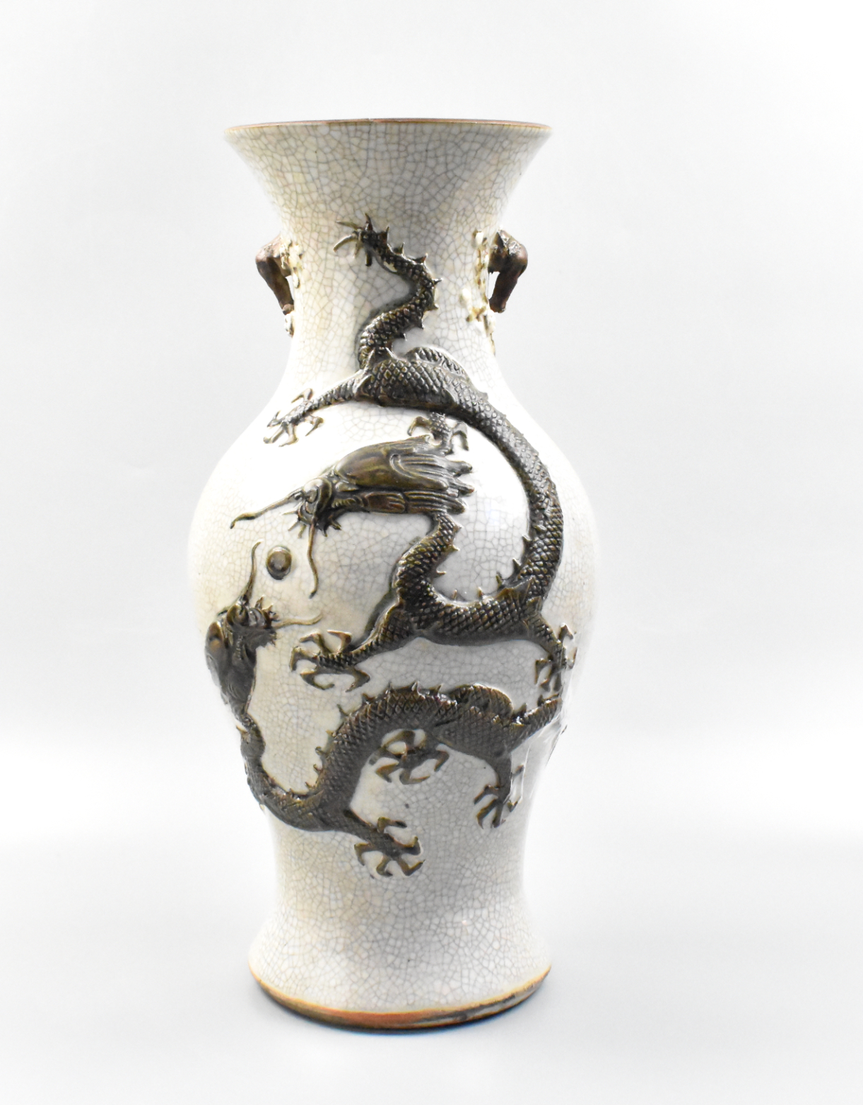 CHINESE GE GLAZED VASE WITH DRAGONS 19TH 3015de
