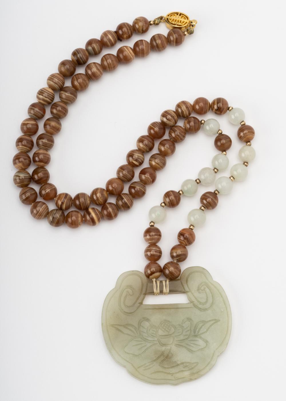 AGATE NECKLACEAgate Necklace  30162f