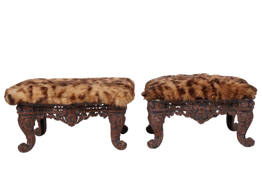 PAIR OF VICTORIAN PAINTED CAST 30165b