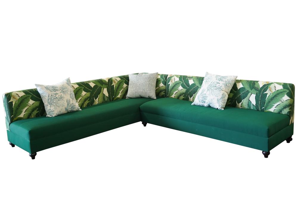 UPHOLSTERED SECTIONAL SOFAmanufacturer 301827