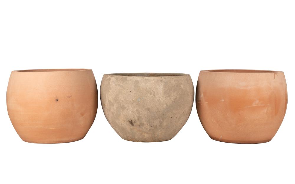 THREE LARGE ITALIAN TERRACOTTA 301979