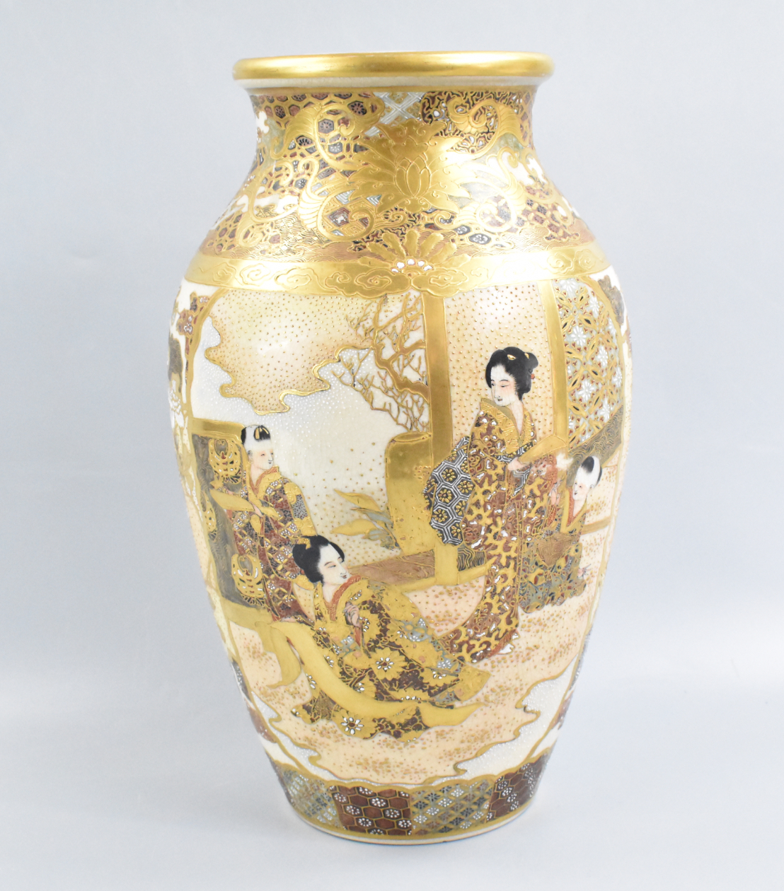 JAPANESE SATSUMA VASE A Japanese satsuma