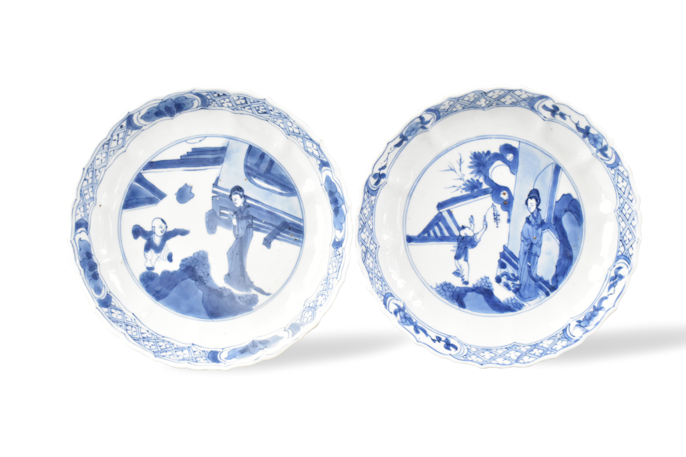 PAIR OF CHINESE BLUE WHITE DISHES KANGXI 301bab