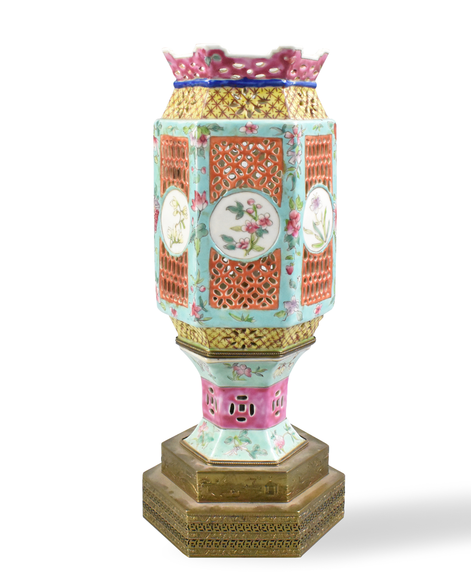 CHINESE FAMILLE ROSE LANTERN VASE ROC 301d12