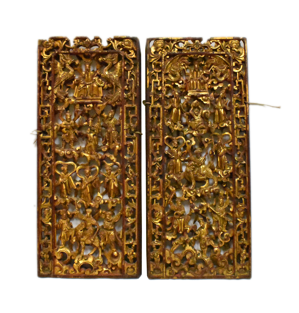 PAIR OF CHINESE GILT LACQUERED 301d2d