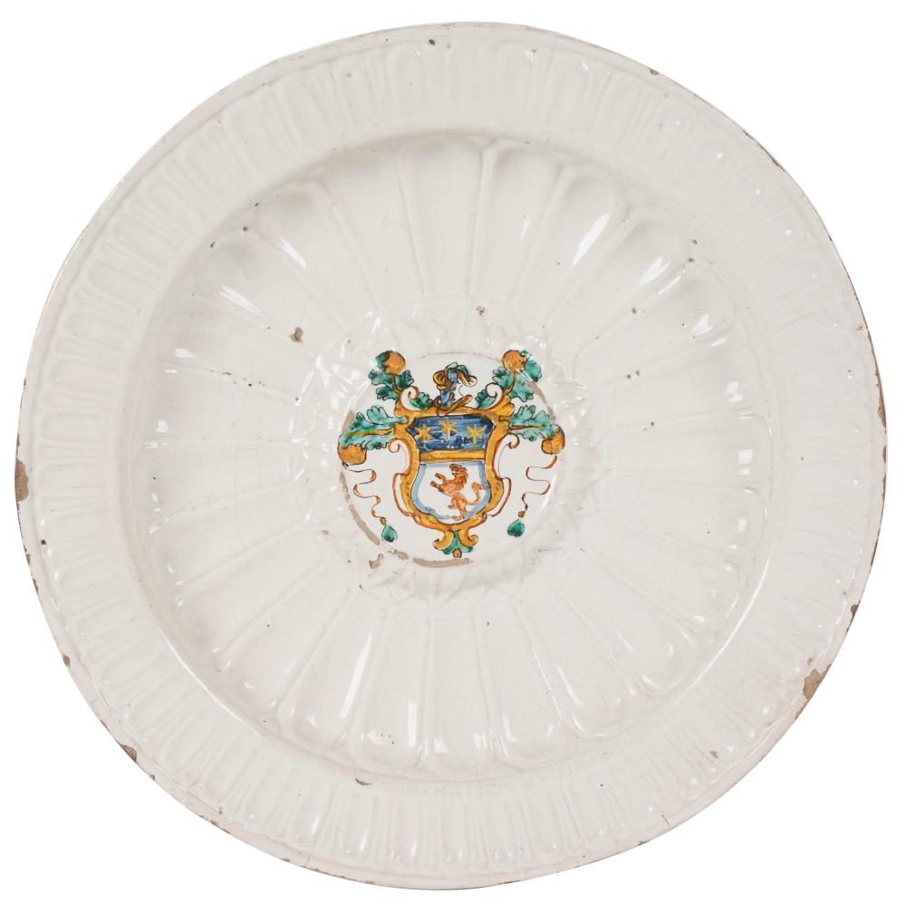 ITALIAN MOLDED FAIENCE CHARGER17th century;