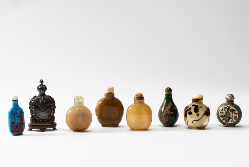 COLLECTION OF EIGHT CHINESE SNUFF