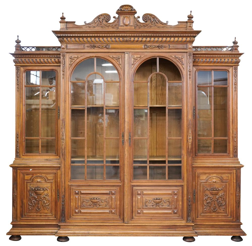 AMERICAN RENAISSANCE REVIVAL CABINETlate 301e23