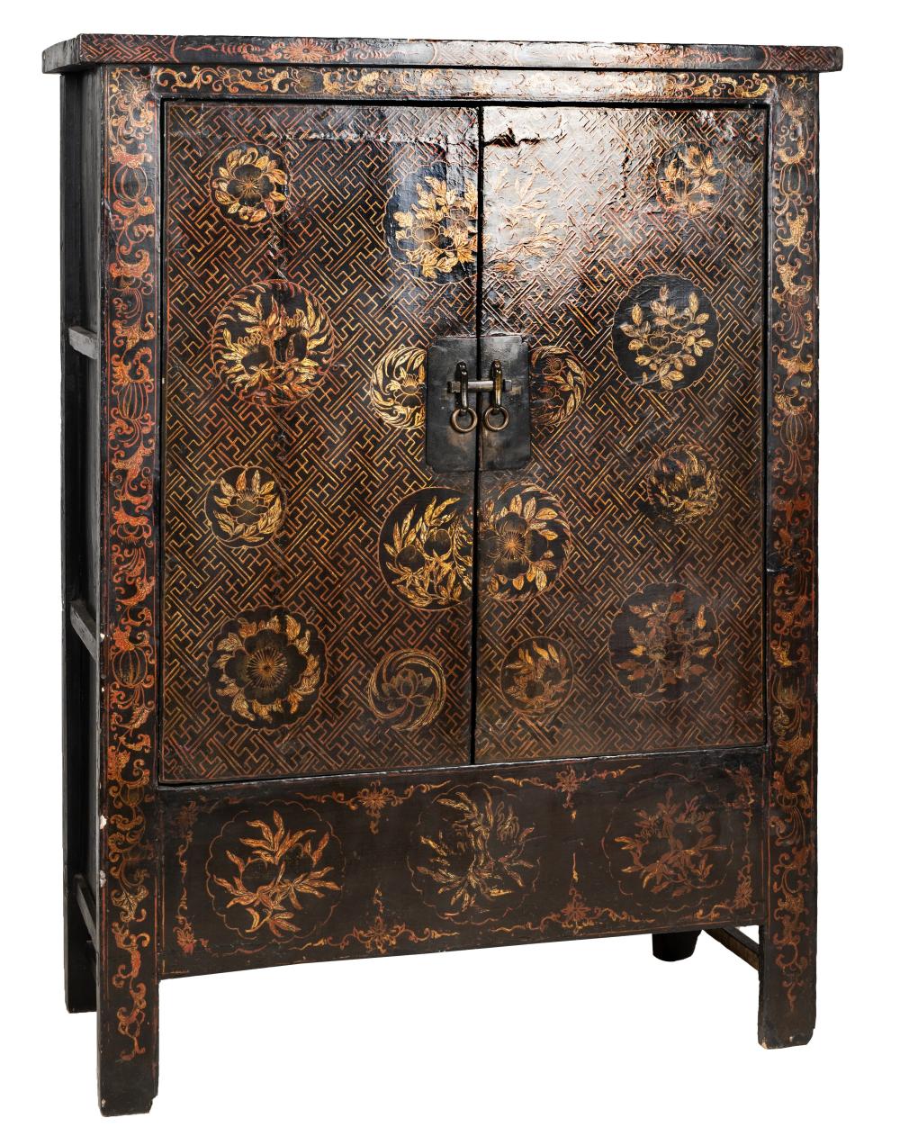 CHINESE ANTIQUE PAINTED CABINET\having
