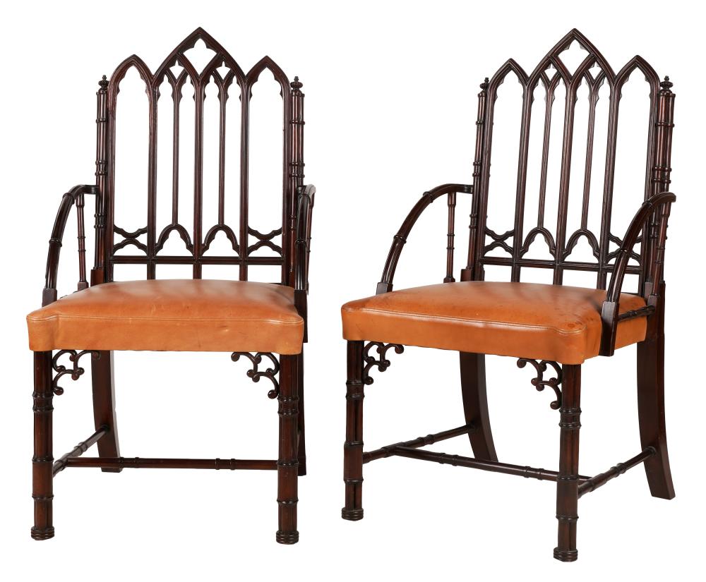 PAIR OF ENGLISH GOTHIC STYLE MAHOGANY 301e89