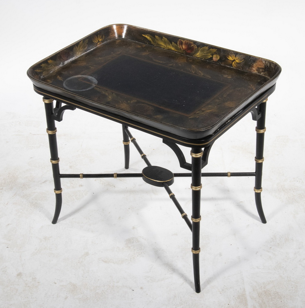19TH C TRAY ON STAND Papier mache 30204f