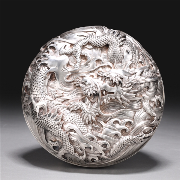 Very finely detailed Japanese silver 304770