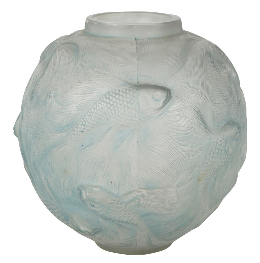 RENE LALIQUE FORMOSE MOLDED GLASS