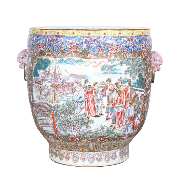 Large Chinese cermaic famille rose 304938