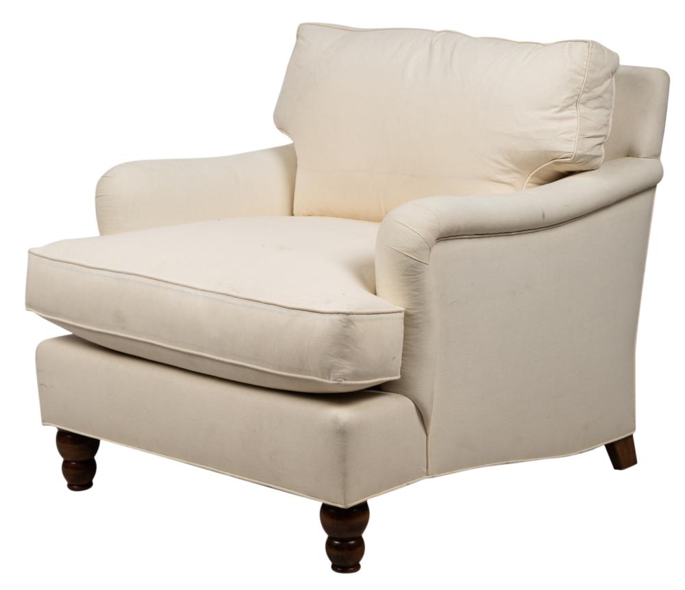 WHITE UPHOLSTERED CLUB CHAIRWhite