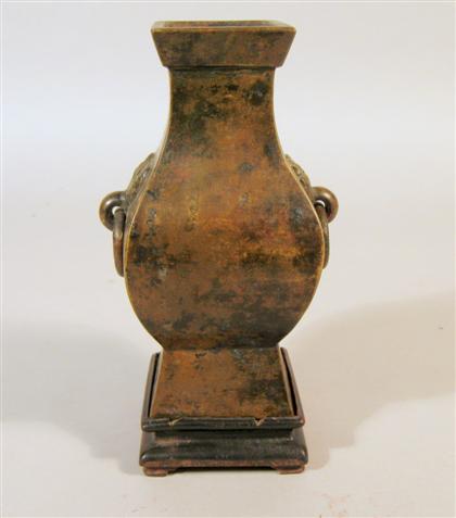 Chinese hu-form bronze vase    Ming