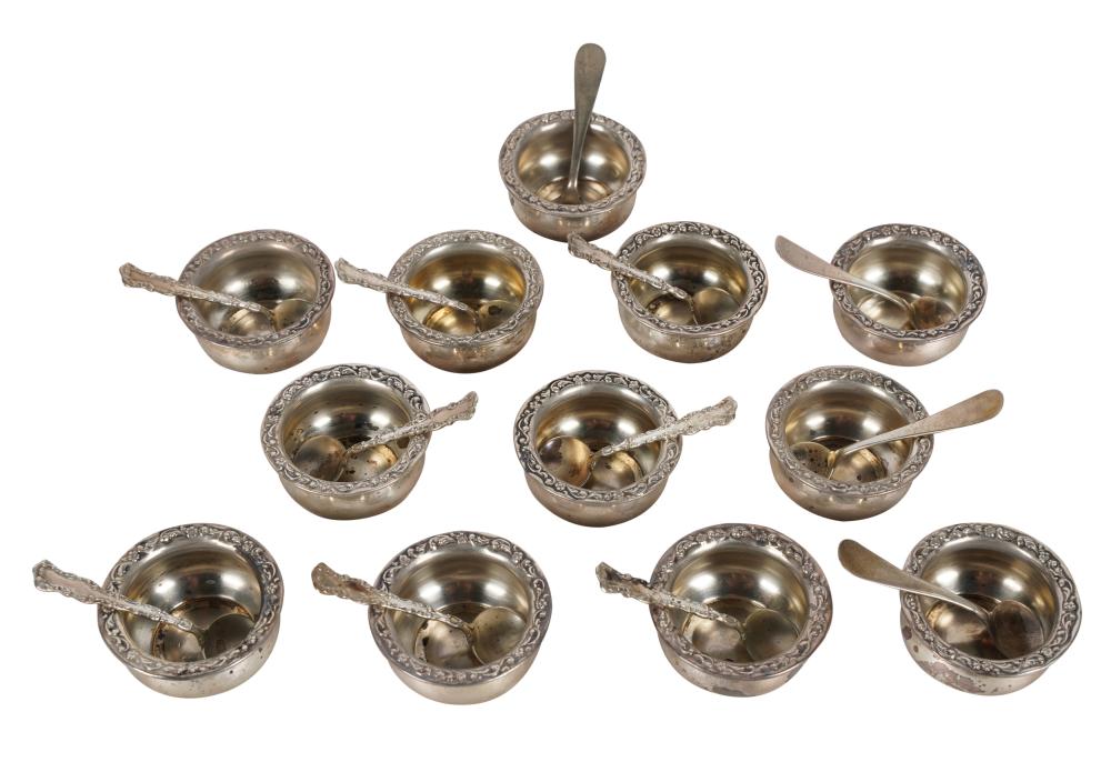 SET OF 12 AMERICAN STERLING SALTSSet