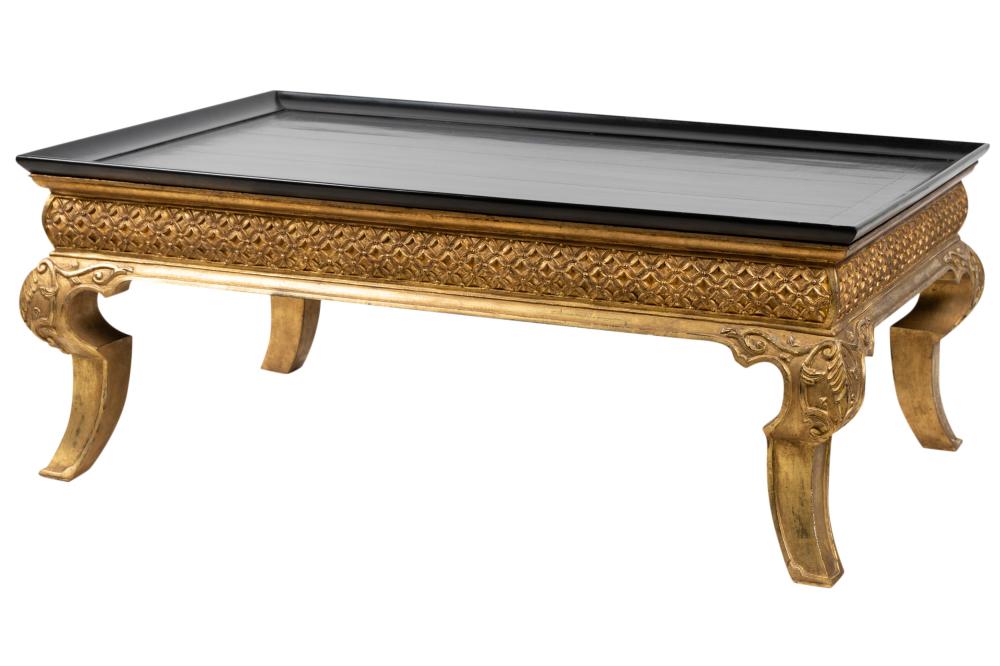 GILT AND EBONIZED WOOD COFFEE TABLEGilt 3049ff