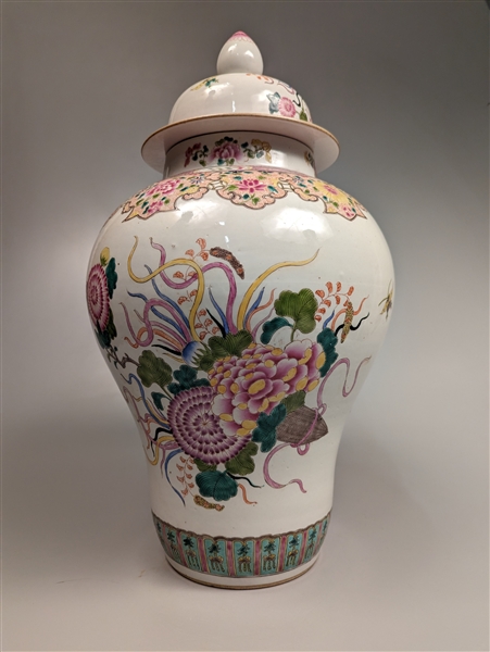Large and finely painted, Chinese