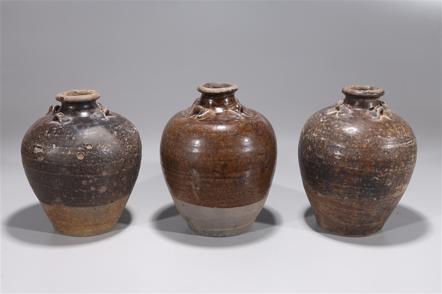 Group of three antique Chinese 304fdf