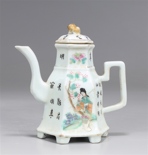 Chinese enameled covered porcelain 304fec