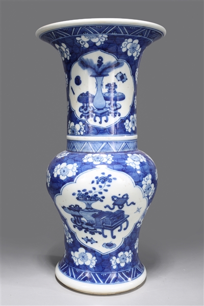 Chinese blue and white lobed porcelain