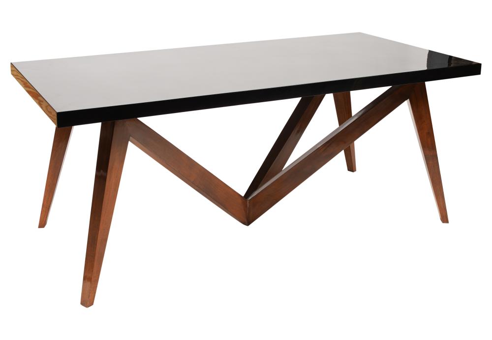 MODERNIST DINING TABLEModernist 30507b