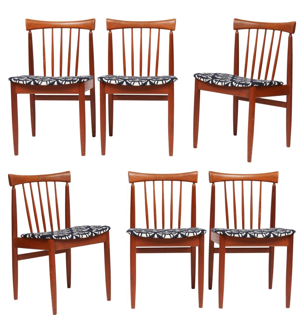 SET OF SIX SCANDINAVIAN MODERN STYLE 3050a0