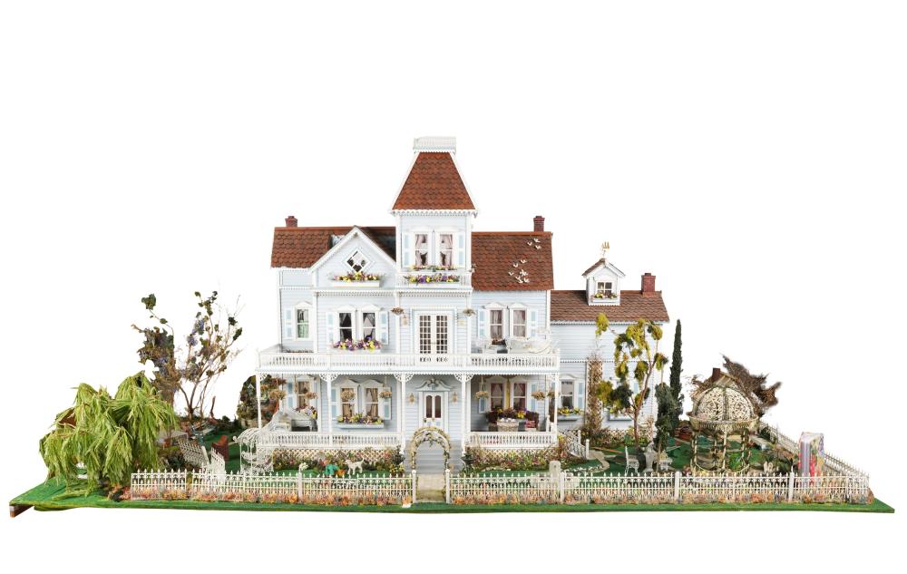 VICTORIAN STYLE DOLL HOUSEVictorian Style 3051df