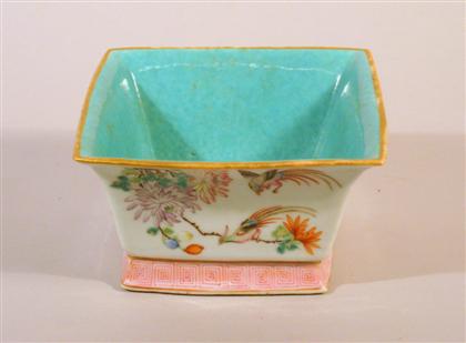 Chinese famille rose porcelain 4d502