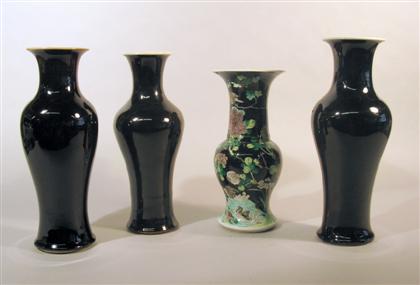 Four Chinese porcelain vases  4d511