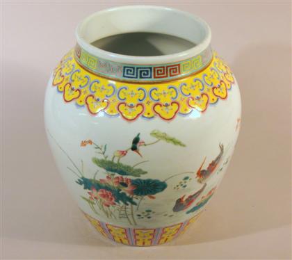 Chinese famille verte porcelain 4d51e