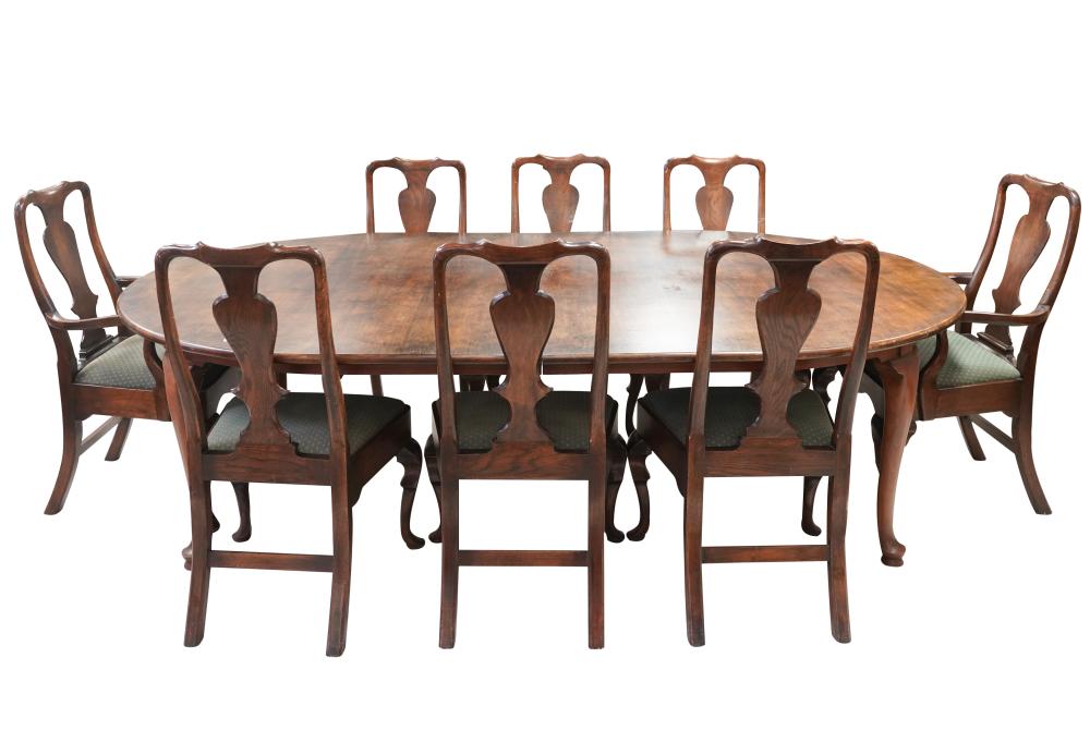QUEEN ANNE-STYLE MAHOGANY DINING
