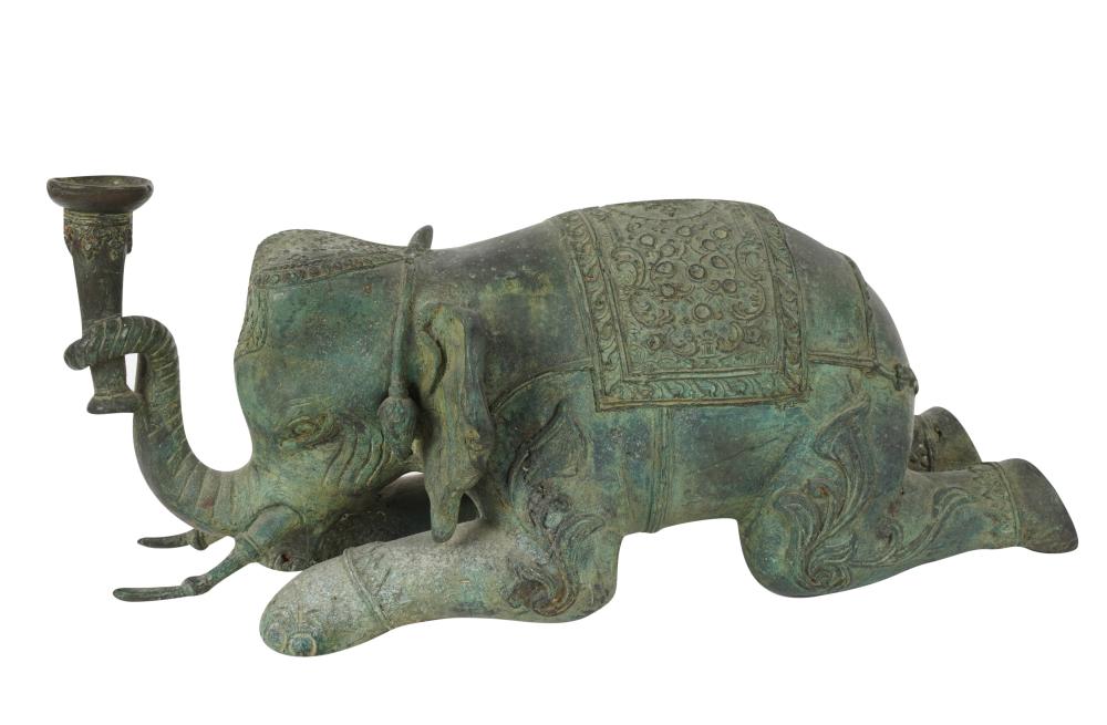 ASIAN BRONZE FIGURE OF AN ELEPHANTAsian 30542a