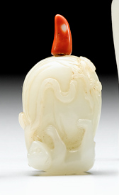 Good Chinese white jade snuff bottle 4d566