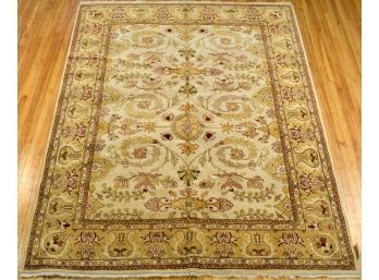 A vintage room size Oriental rug  3059d5