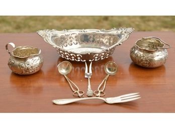 Assorted vintage sterling tablewares,