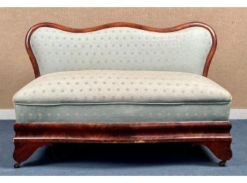 A small sized 19th C day bed fainting 305bd3
