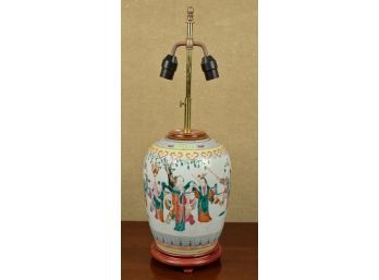 An antique Chinese Famille Rose 305bea